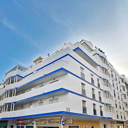 Moderno Piso Centrico 3 Habitaciones Junto Al Mar Y Parking Estepona Exterior foto