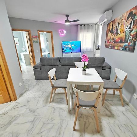 Moderno Piso Centrico 3 Habitaciones Junto Al Mar Y Parking Estepona Exterior foto